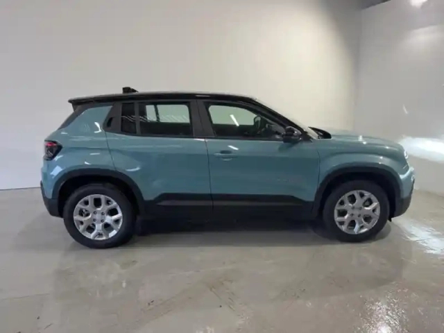 Jeep Avenger electrique 156ch 115kw altitude — photo 2
