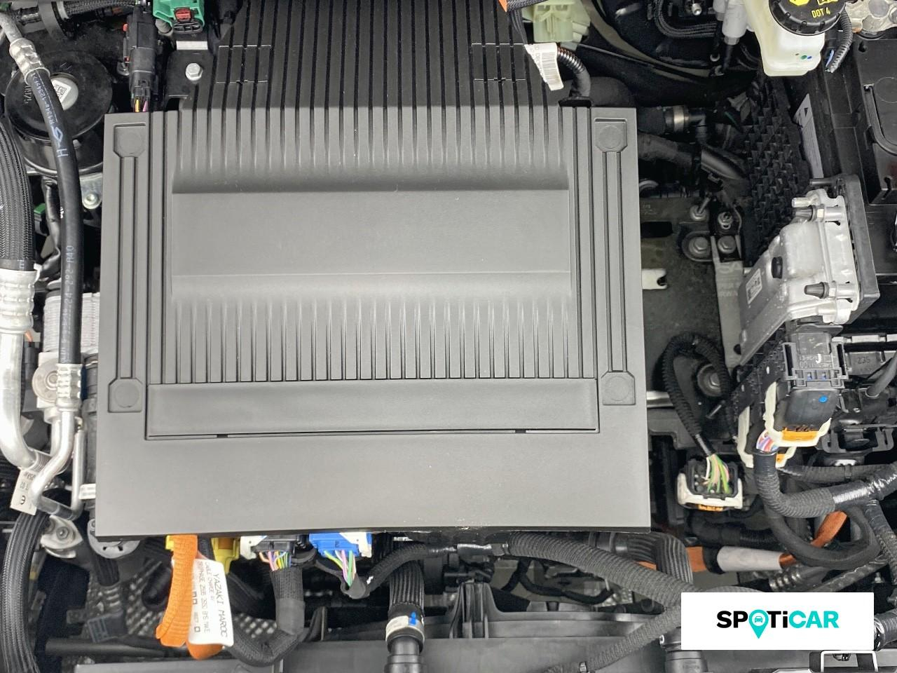 Peugeot 2008 e-2008 156ch 54 kwh gt — photo 20