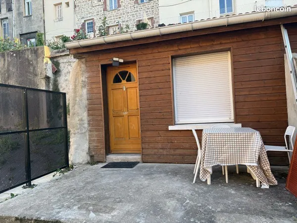 Studio proche de la gare Chateaucreux
