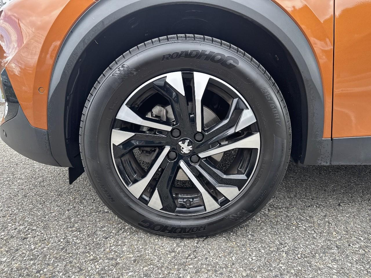 Peugeot 2008 1.2 puretech 130ch s&s gt eat8 — photo 11