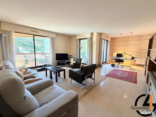 Appartement 5 pièces 130 m²
