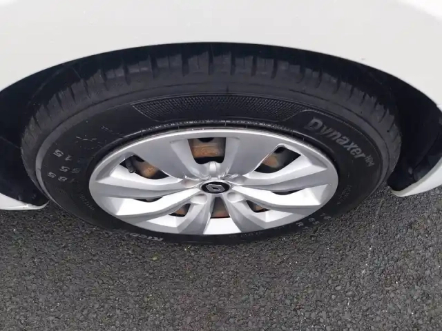Renault Clio societe blue dci 85 — photo 14