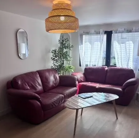 PLUS QUE 2 CHAMBRES DISPONIBLES AVEC SALLES DE BAINS PRIVATIVES - SUPERBE COLOCATION EN MAISON DE 21