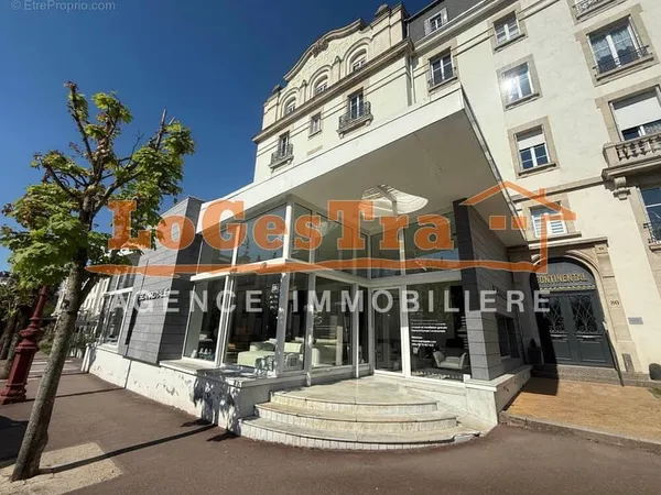 Local commercial 256m2 VITTEL CENTRE VILLE