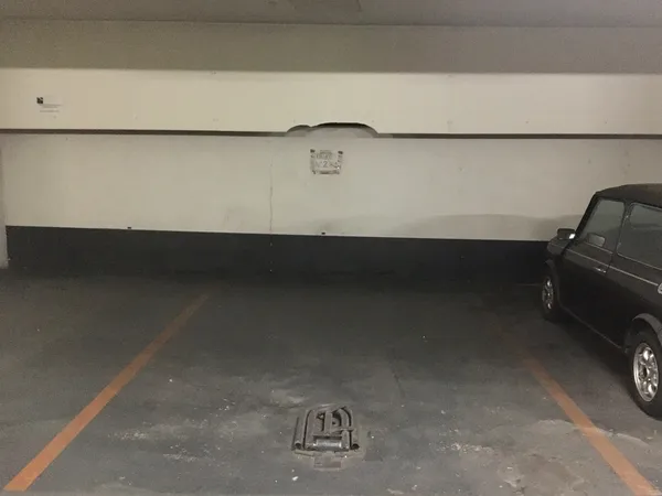 Vends parking 13m² Pont de Saint Cloud, Bureaux de la Colline