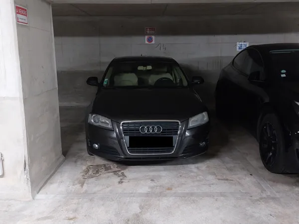 Stationnement Vente Nice 40700€