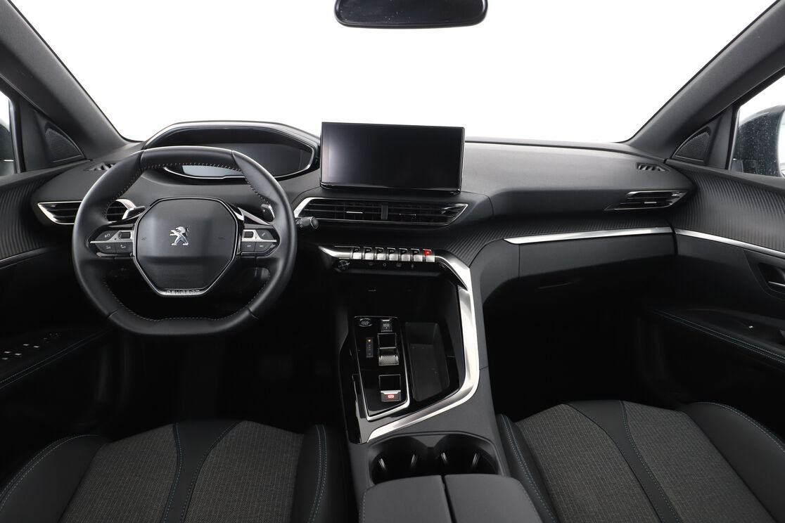 Peugeot 5008 1.2 Hybrid Allure Pack e-DCS6 — photo 11