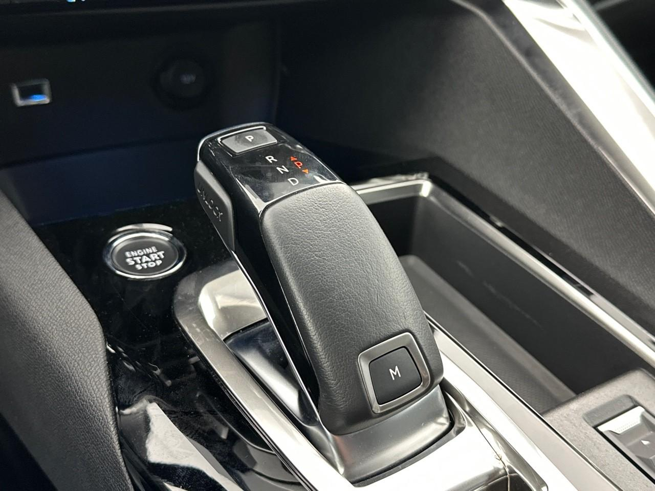 Peugeot 3008 puretech 130ch s&s eat8 allure pack — photo 30