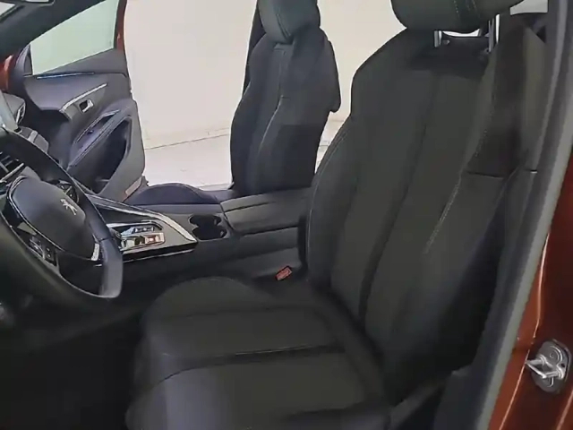 Peugeot 5008 puretech 130ch s&amp;s eat8 — photo 31