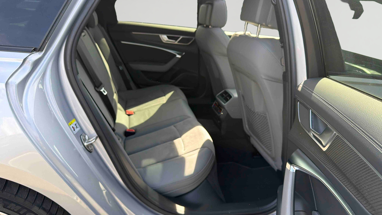 Audi A6 Avant 55 TFSIe 367 ch S tronic 7 Quattro — photo 21