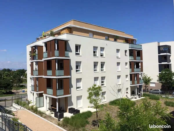 Particulier vend T3 à DECINES