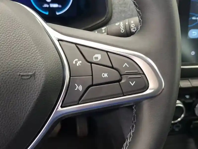 Renault Zoé zoe r110 - 22b — photo 31