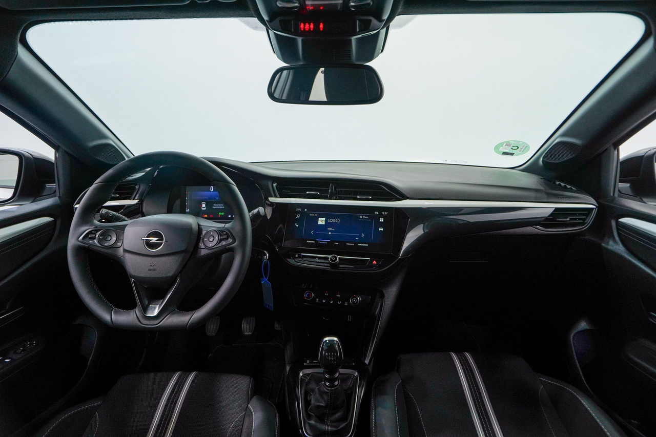 Opel Corsa — photo 11