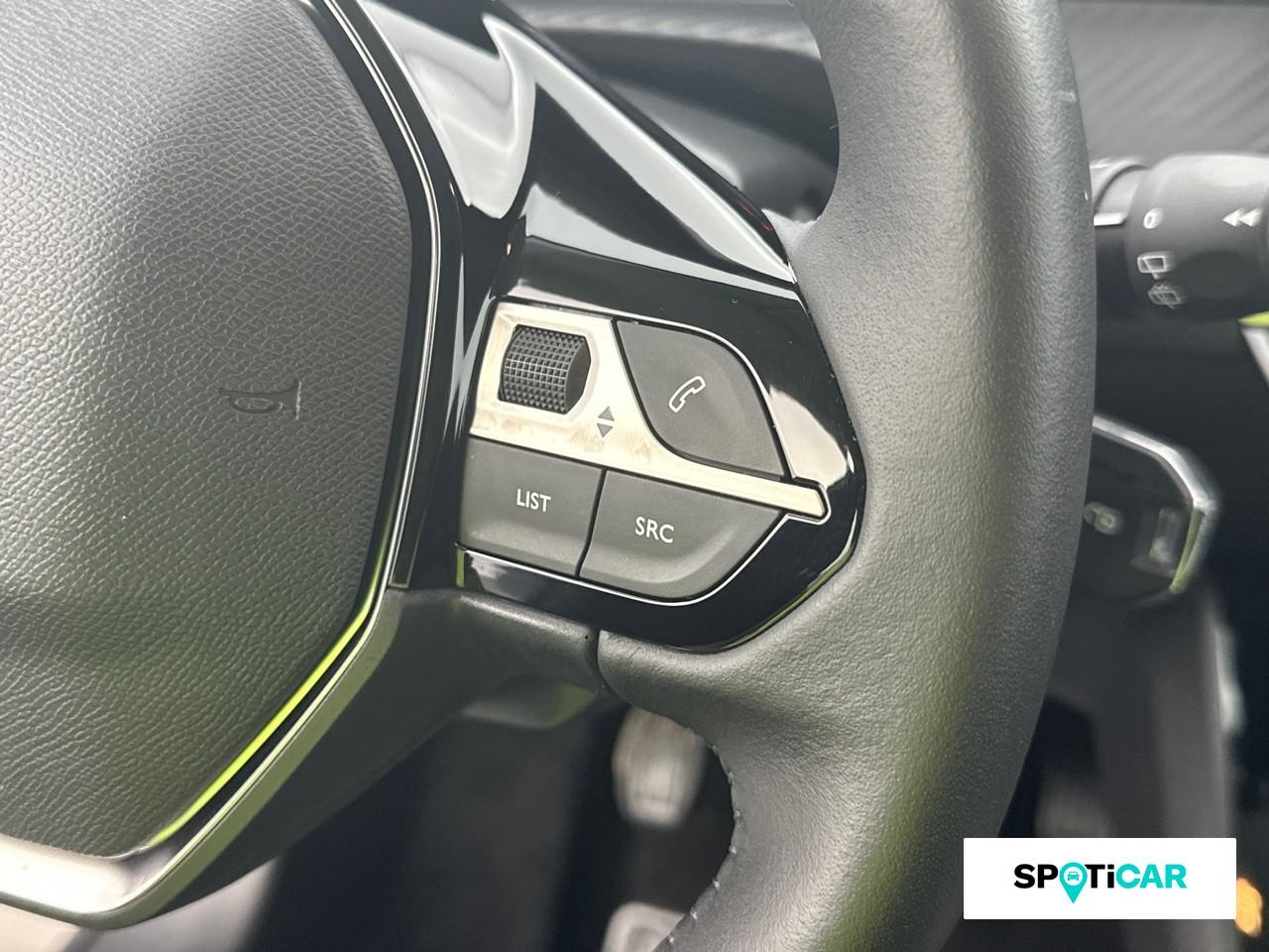 Peugeot 208 1.2 100ch s&s style — photo 17