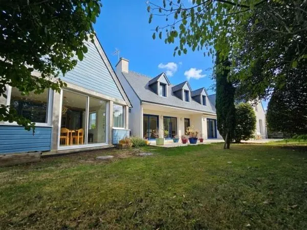 Maison 8 pièces 185 m²