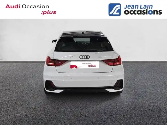 Audi A1 sportback 30 tfsi 110 ch s tronic 7 — photo 6