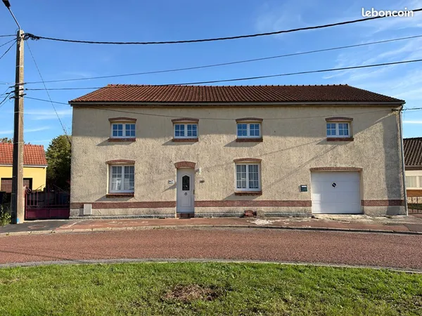 Maison 8 pièces 259 m²