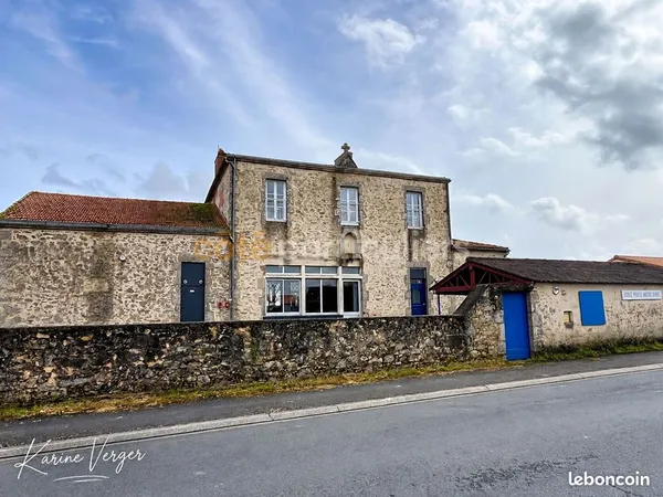 Maison 5 pièces 301 m²