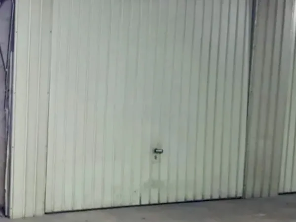 Parking 18 m²