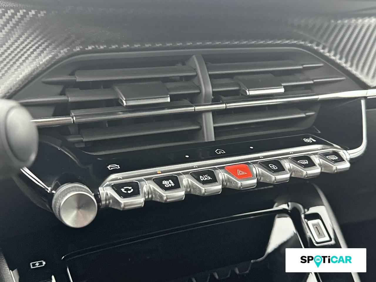 Peugeot 2008 e-2008 156ch 54 kwh allure — photo 15