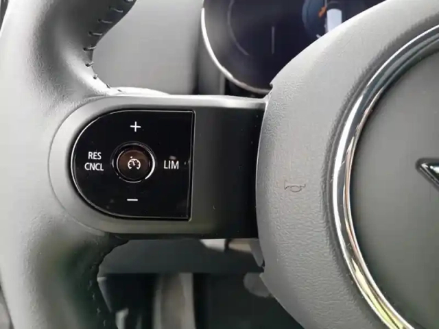 Mini Countryman cooper 136ch  highlands bva7 — photo 11