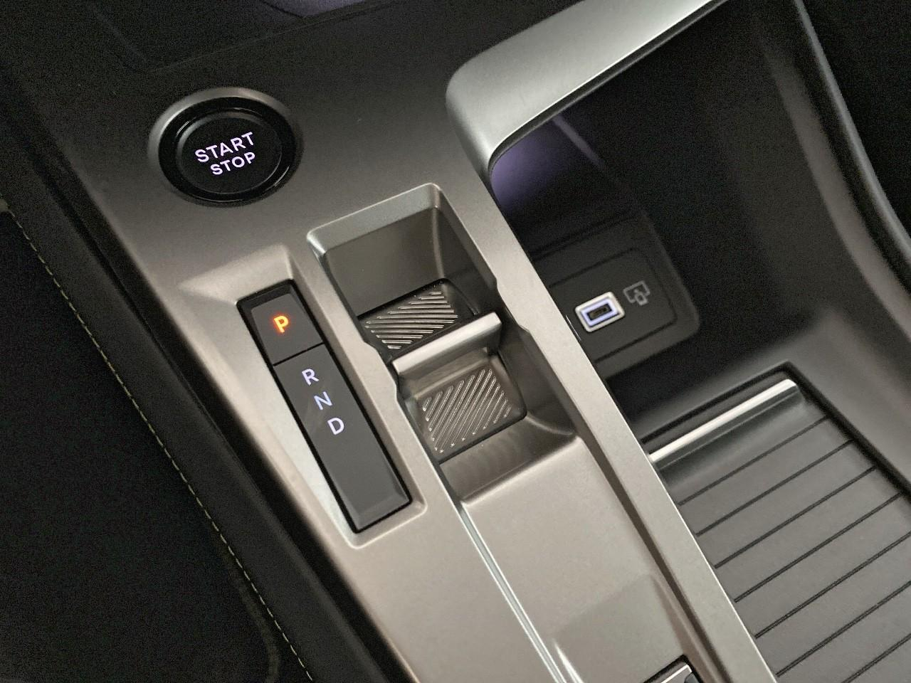 Peugeot 308 sw electrique 55 kwh 156ch gt — photo 15