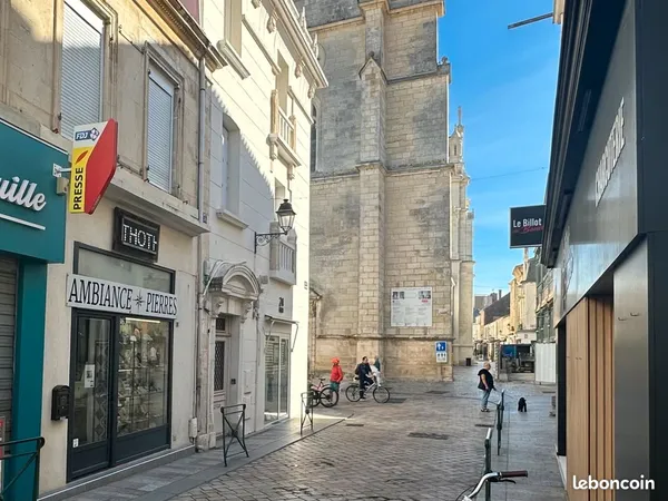 Droit au bail - local commercial - hyper centre des sables-d'olonne