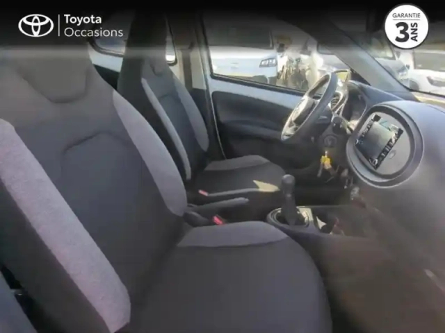 Toyota Aygo X 1.0 vvt-i 72ch active business my23 — photo 6