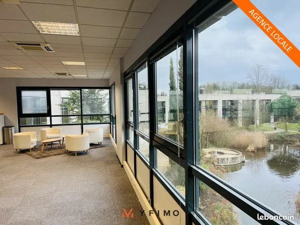 Bureaux 470 m² GUYANCOURT
