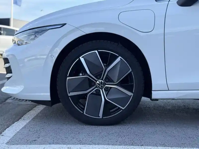 Volkswagen Golf 1.5 ehybrid 204 dsg6 — photo 7
