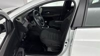 Dacia Sandero 1.0 ECO-G 100ch Stepway Confort -22 — photo 12