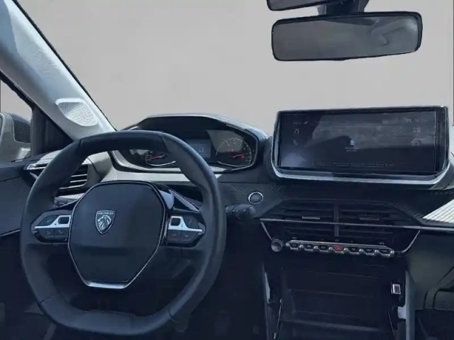 Peugeot 208 puretech 100 s&amp;s bvm6 — photo 8