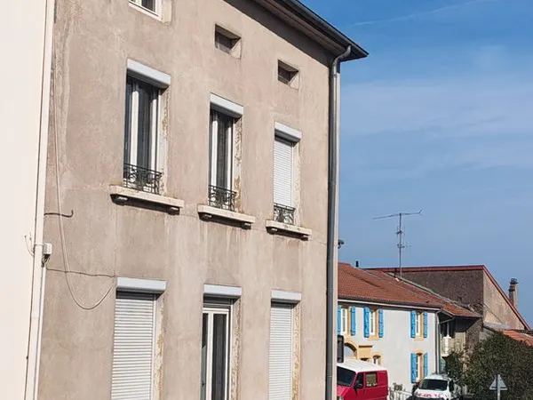 Maison 142 m² à Pierrevillers - 3 chambres + espaces supplémentaires - jardin - 220 000