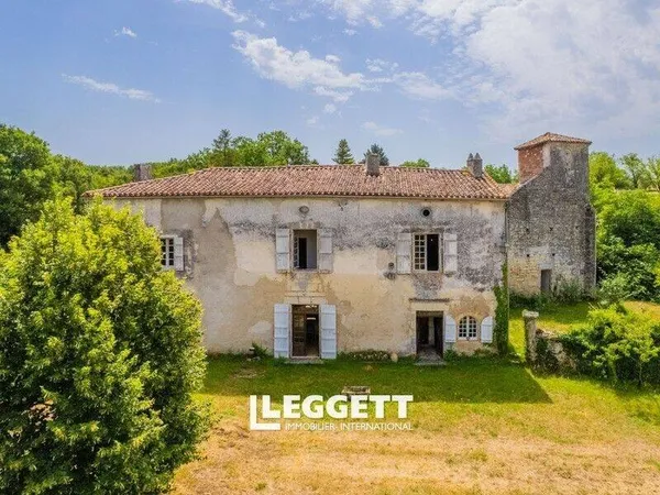 Maison 6 pièces 288 m²