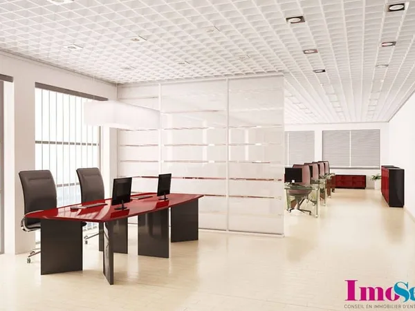Bureau 330 m²