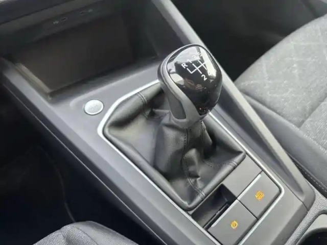 Volkswagen Golf 1.0 tsi opf 110 bvm6 — photo 70