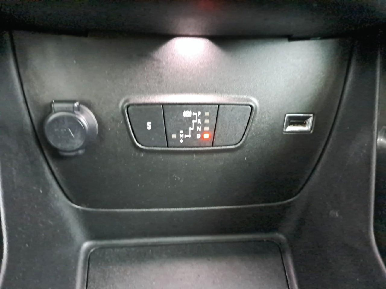 Citroën C3 Aircross puretech 130 s&s eat6 c-series — photo 27