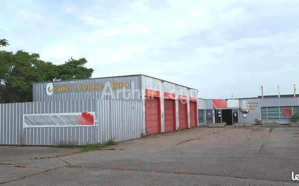 Local commercial 538 m²