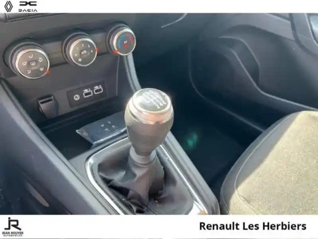 Renault Captur 1.0 tce 90ch evolution — photo 6