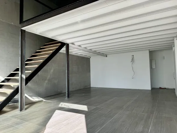 Bureaux Port Marianne. Bassin Jacques Coeur 80m2.