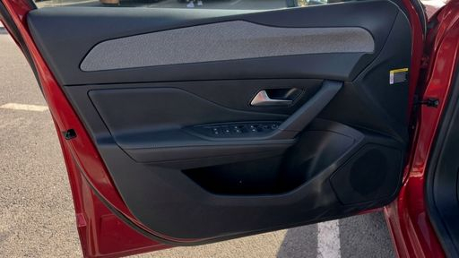 Peugeot 308 1.5 BlueHDi 130 EAT8 - Allure Pack – 2021 – 83023 km – Diesel – Boîte Automatique — photo 20