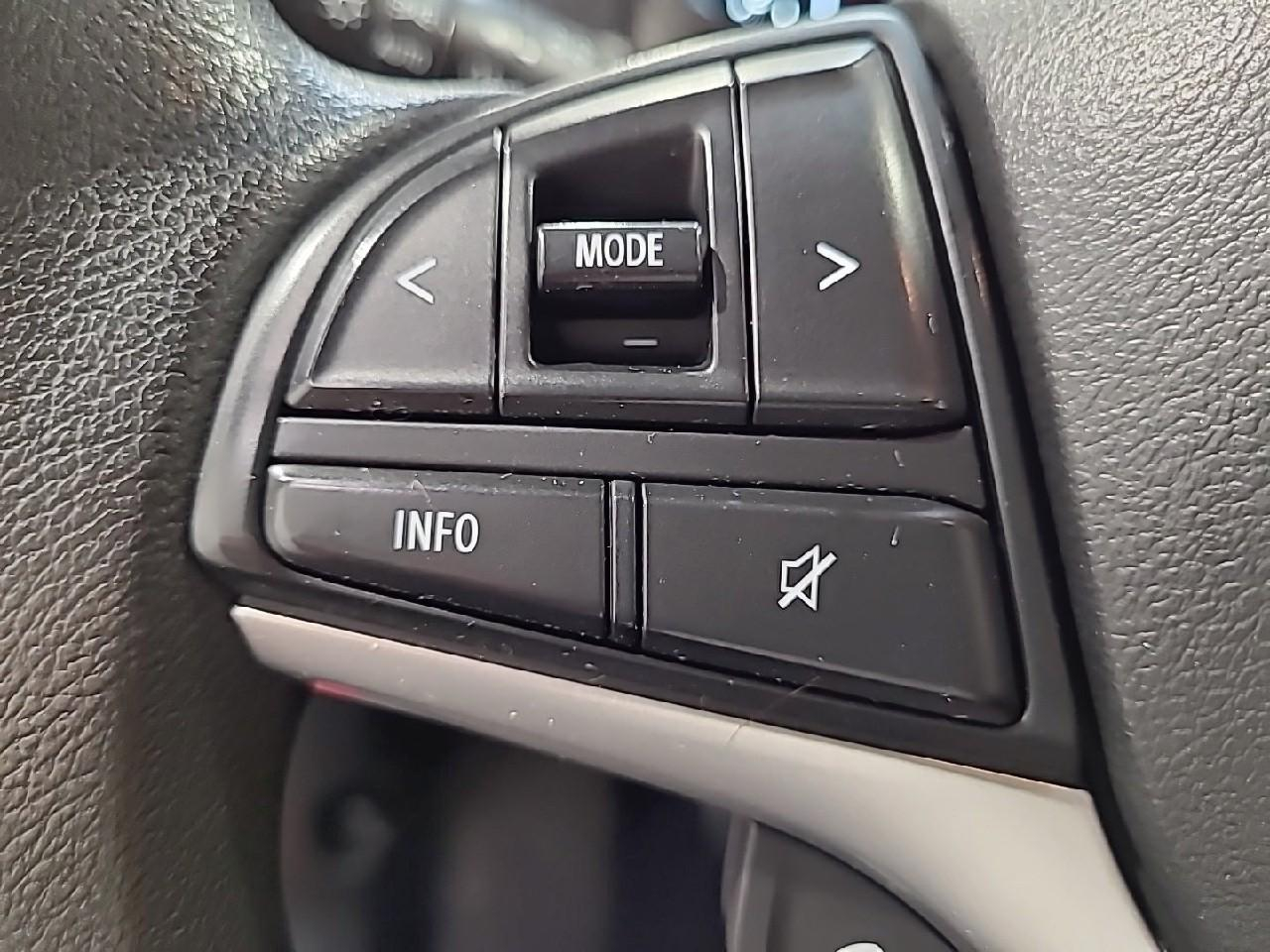 Suzuki Ignis 1.2 dualjet pack — photo 18