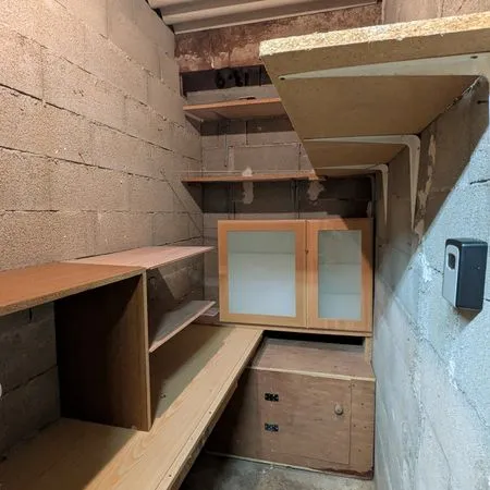 Cave 10m3 dans copropriété sécurisé rue suffren à Nîmes