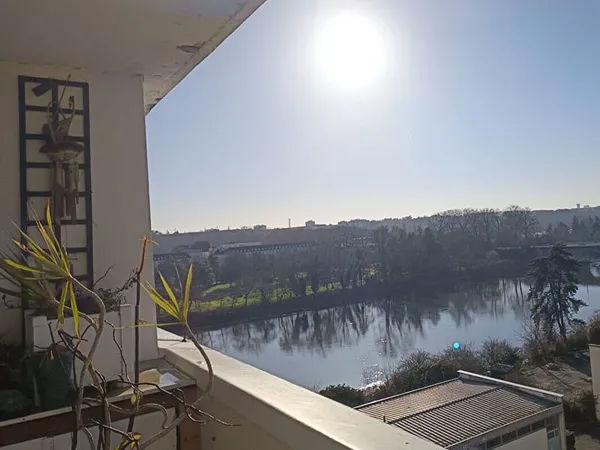 Appartement à Tours Grammont 5 pièce(s) 97 m2