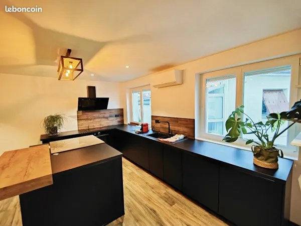 Duplex meublé toutes charges comprises