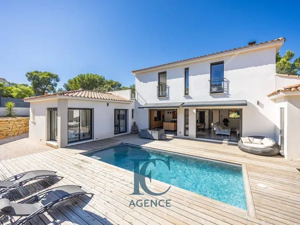 Maison 6 pièces 190 m²