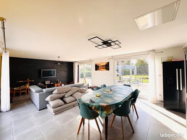 Maison 6 pièces 148 m²