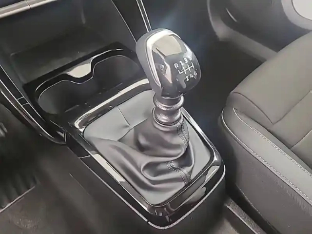Citroën C3 turbo 100 ch manuelle — photo 4