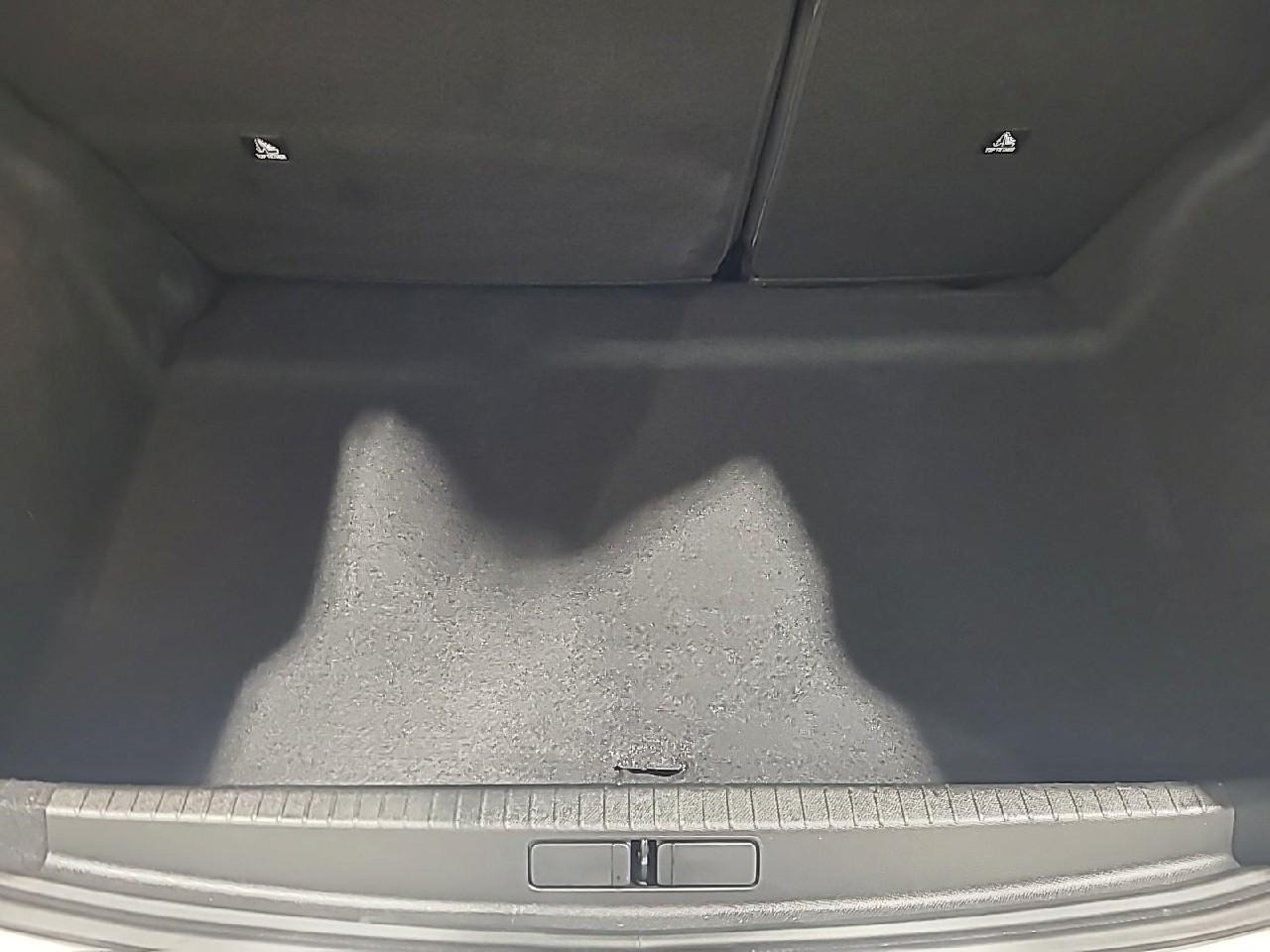 Peugeot 208 hybrid 100 e-dcs6 allure — photo 14