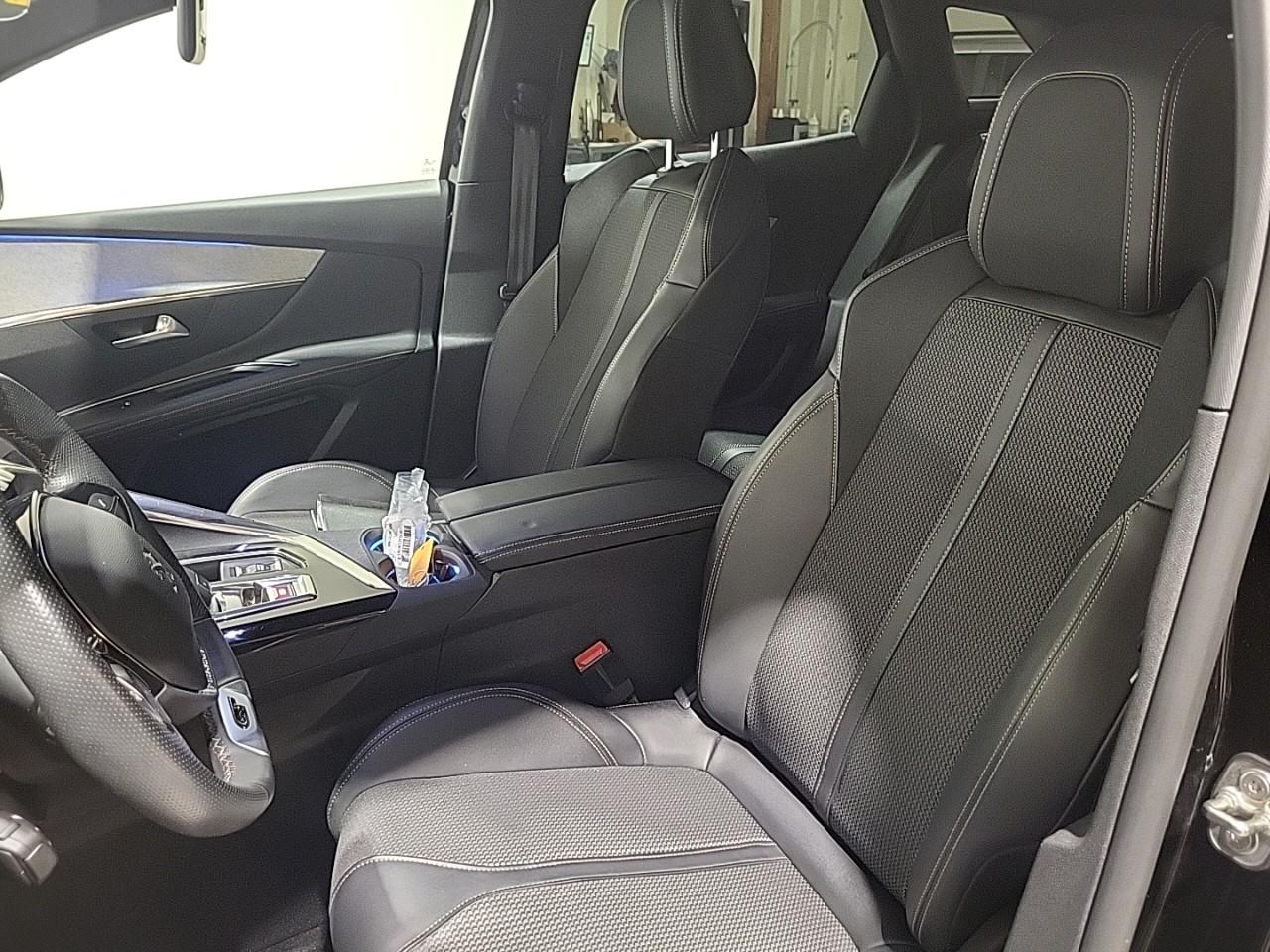Peugeot 3008 puretech 130ch s&s eat8 gt — photo 10